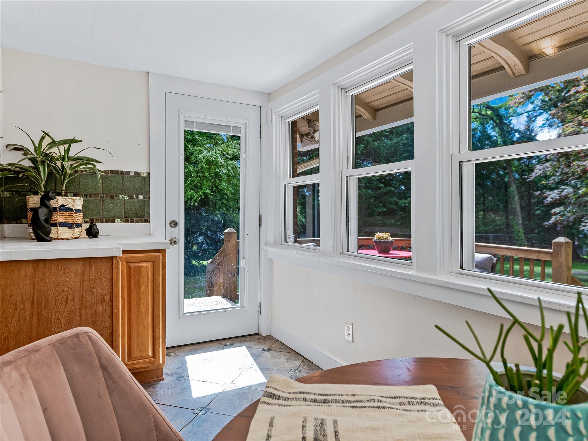 76 Starnes Cove Road Asheville NC 28806