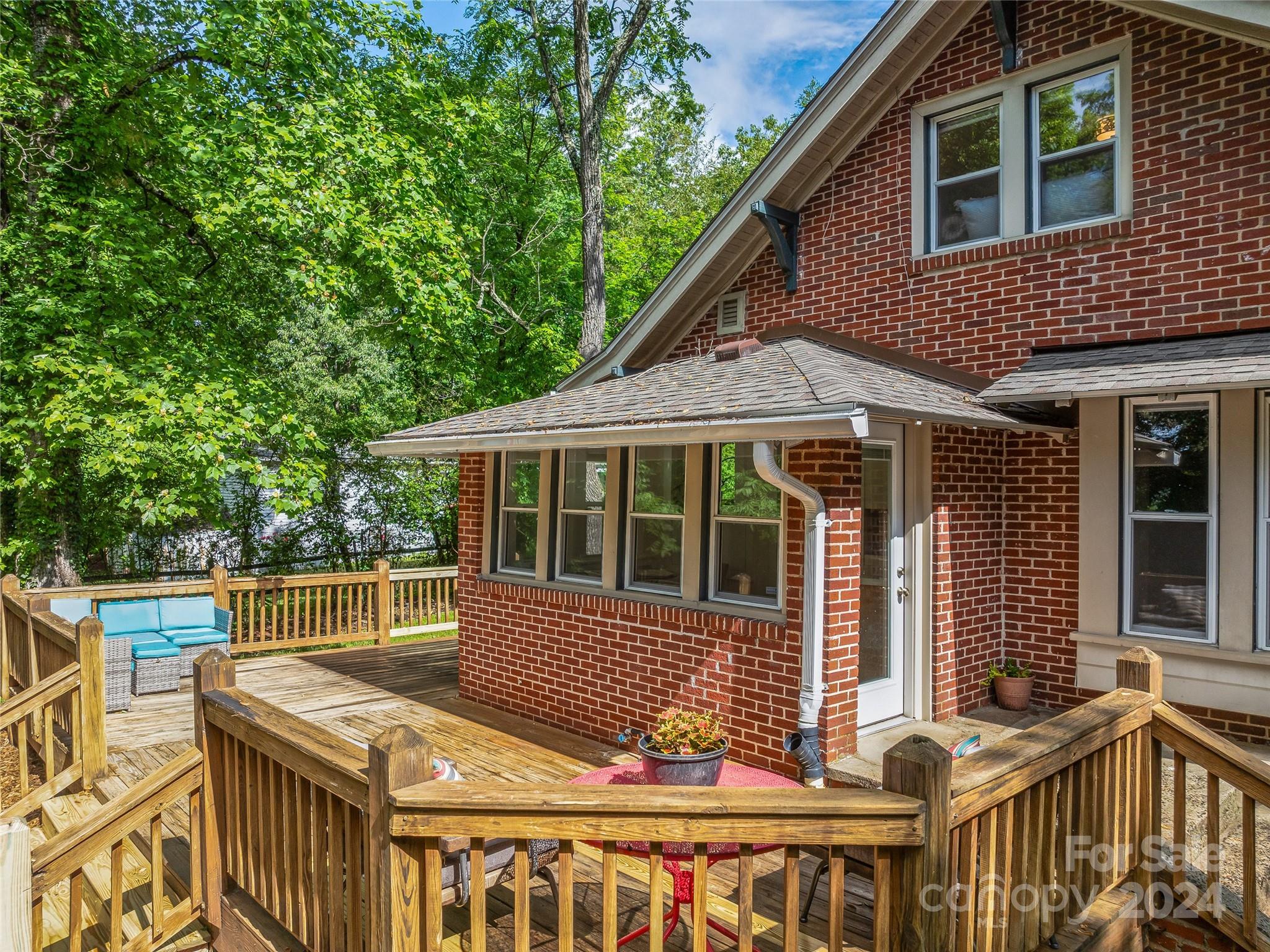 76 Starnes Cove Road Asheville NC 28806