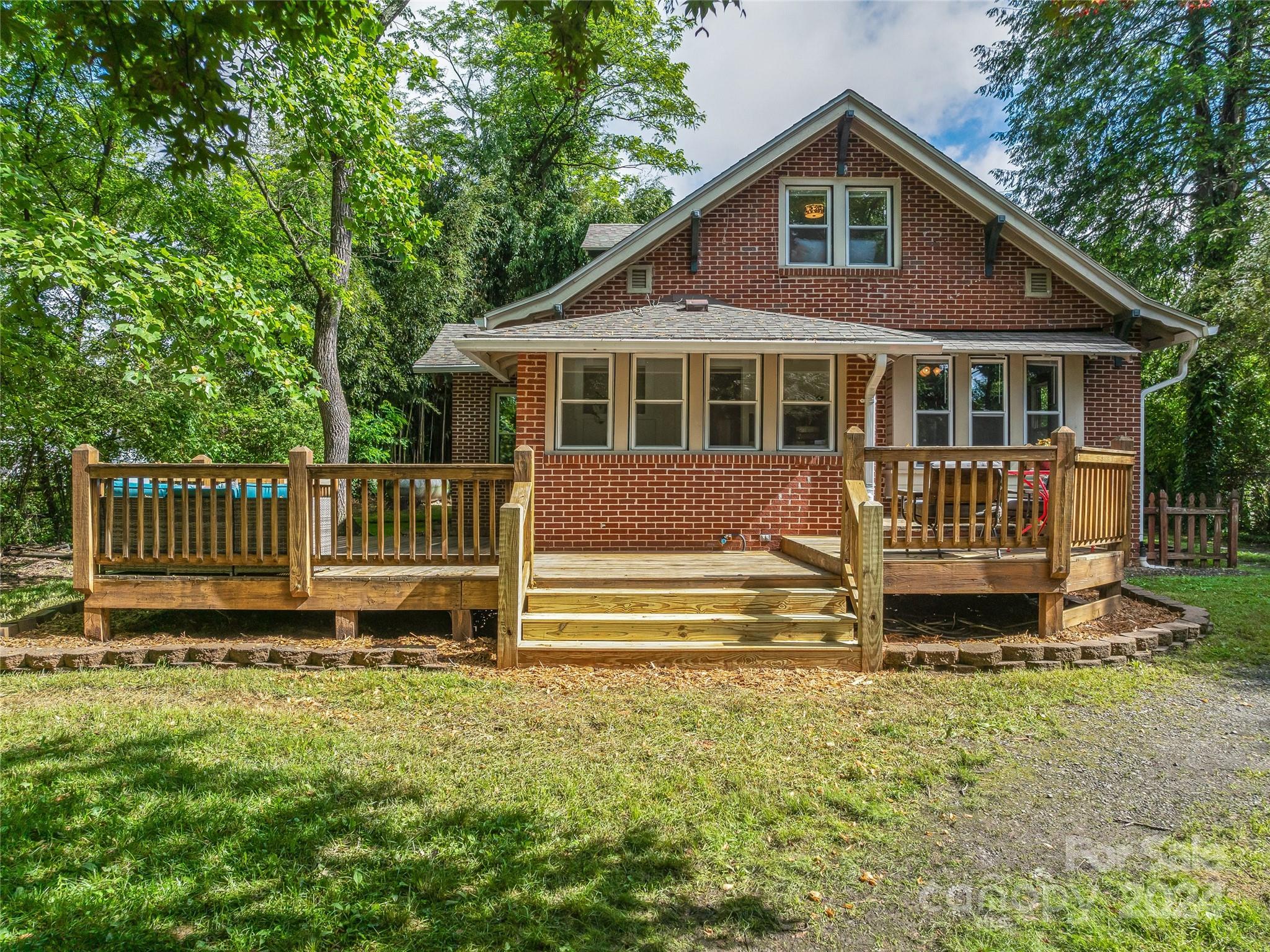 76 Starnes Cove Road Asheville NC 28806