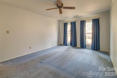 93 Stoney Hill Court Asheville NC 28804