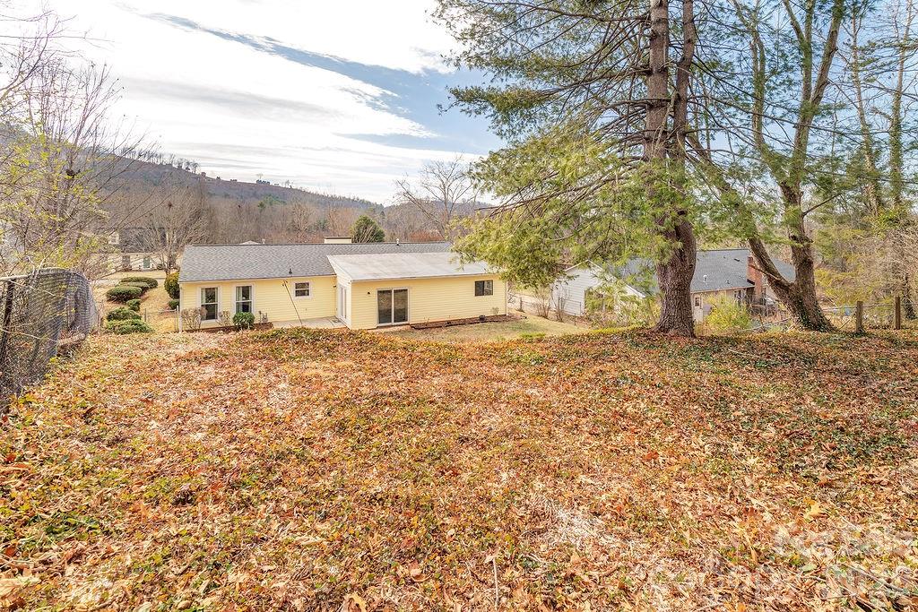 93 Stoney Hill Court Asheville NC 28804