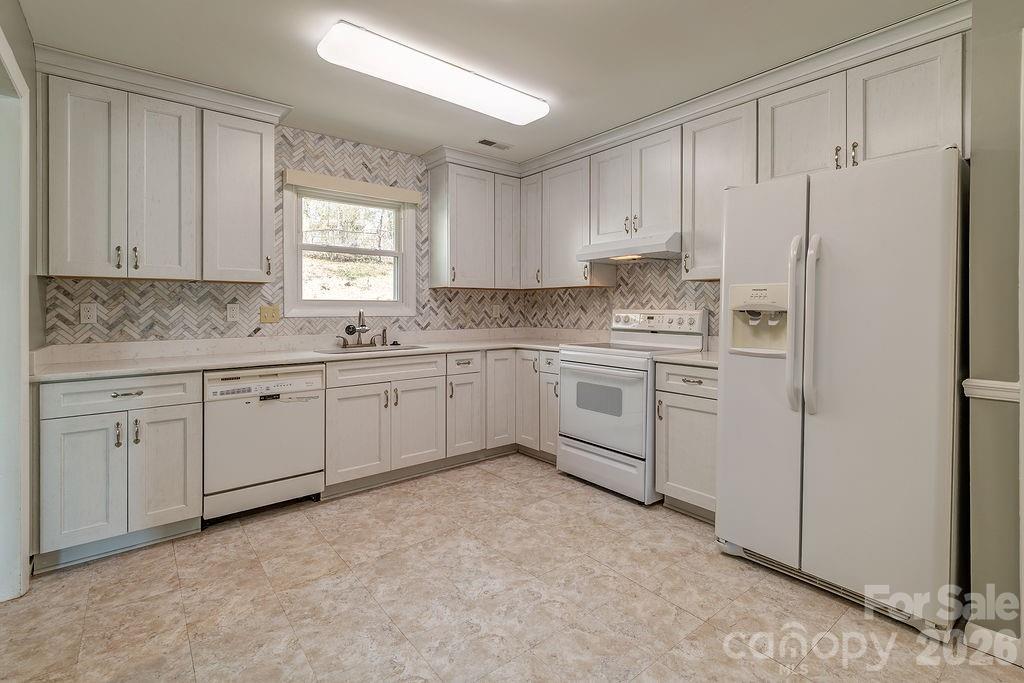 93 Stoney Hill Court Asheville NC 28804