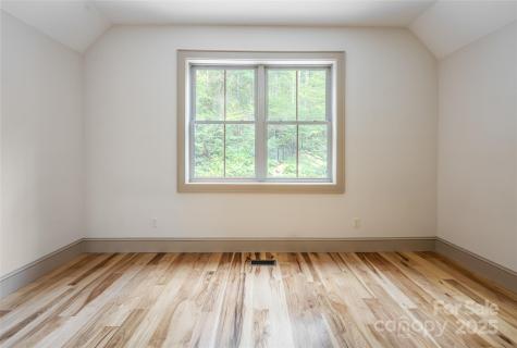 135 Spooks Branch Road Asheville NC 28804