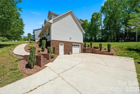 4455 Magnolia Lane Hudson NC 28638