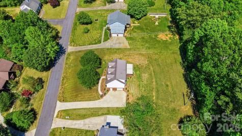 4455 Magnolia Lane Hudson NC 28638
