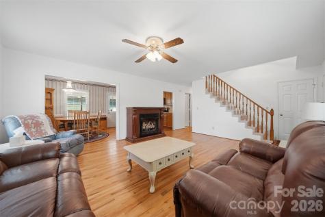 4455 Magnolia Lane Hudson NC 28638