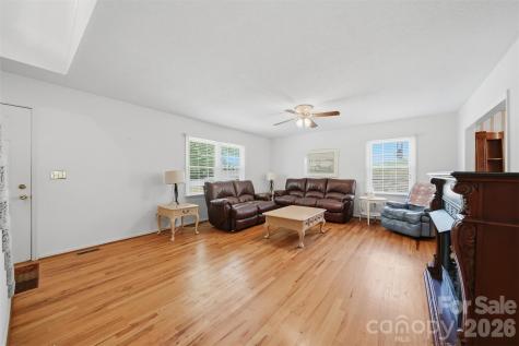 4455 Magnolia Lane Hudson NC 28638