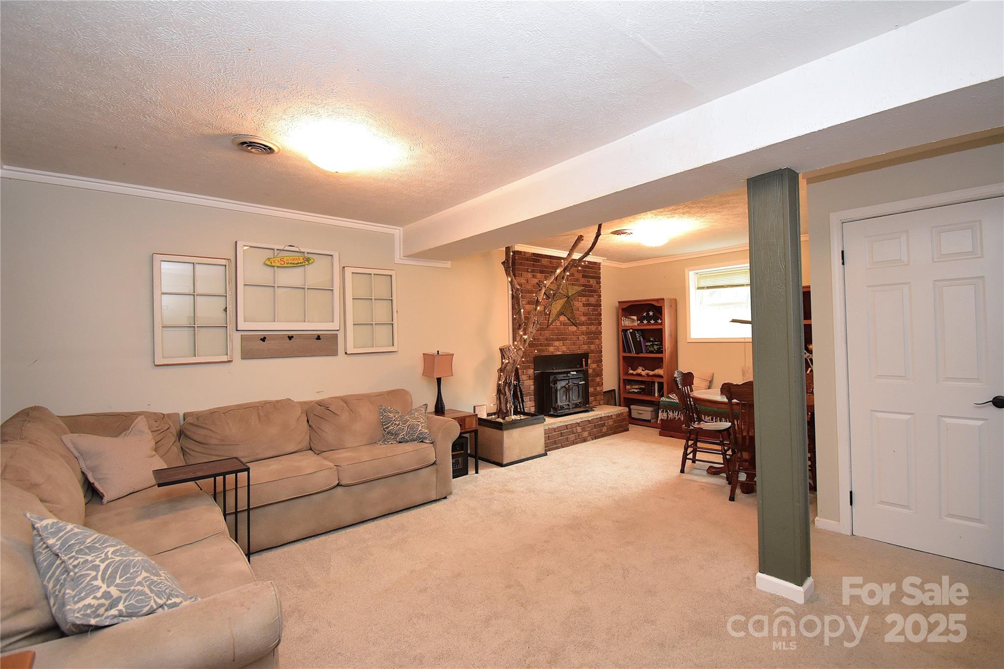 76 Melton Road Candler NC 28715