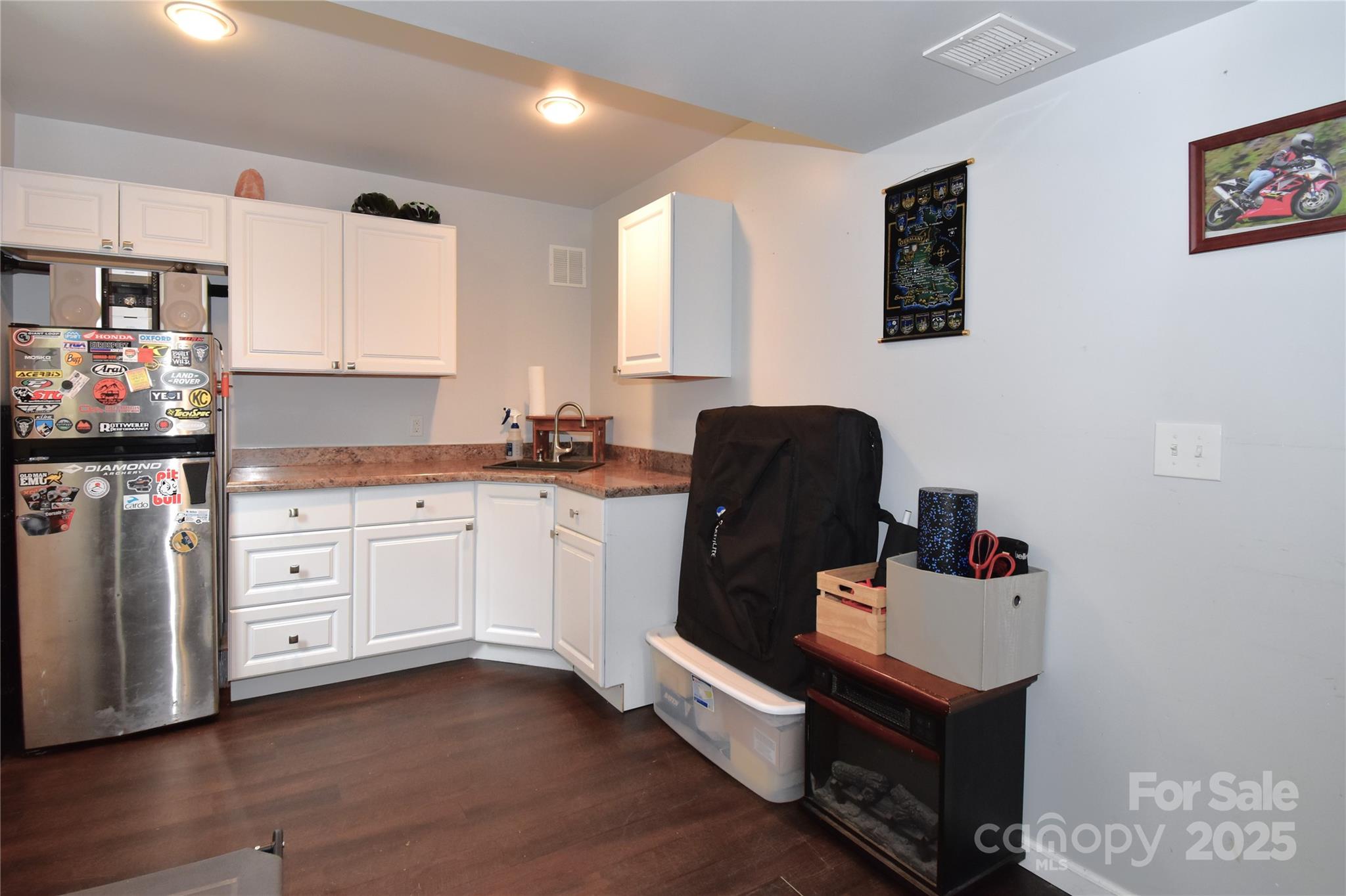 76 Melton Road Candler NC 28715