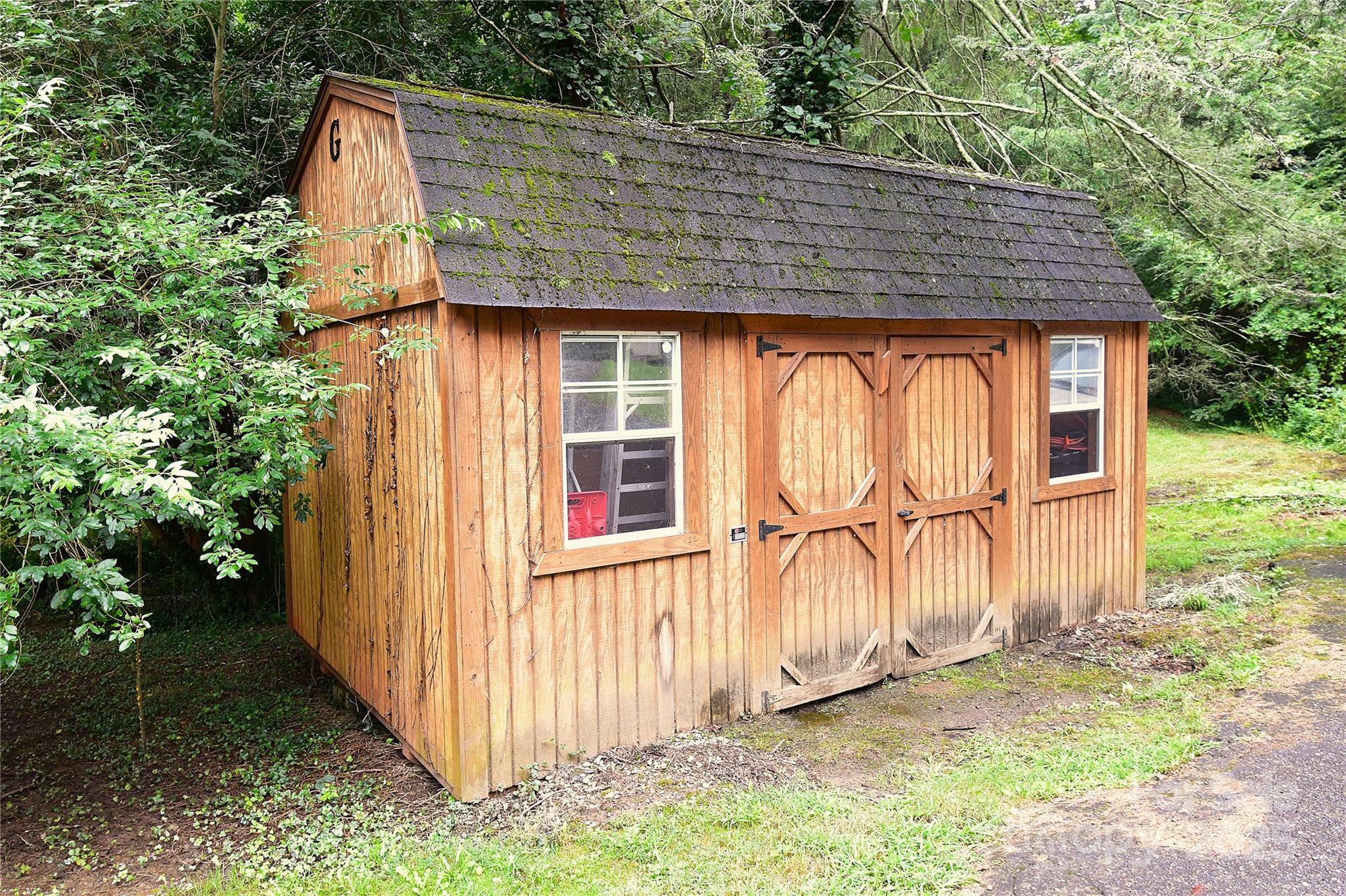 76 Melton Road Candler NC 28715