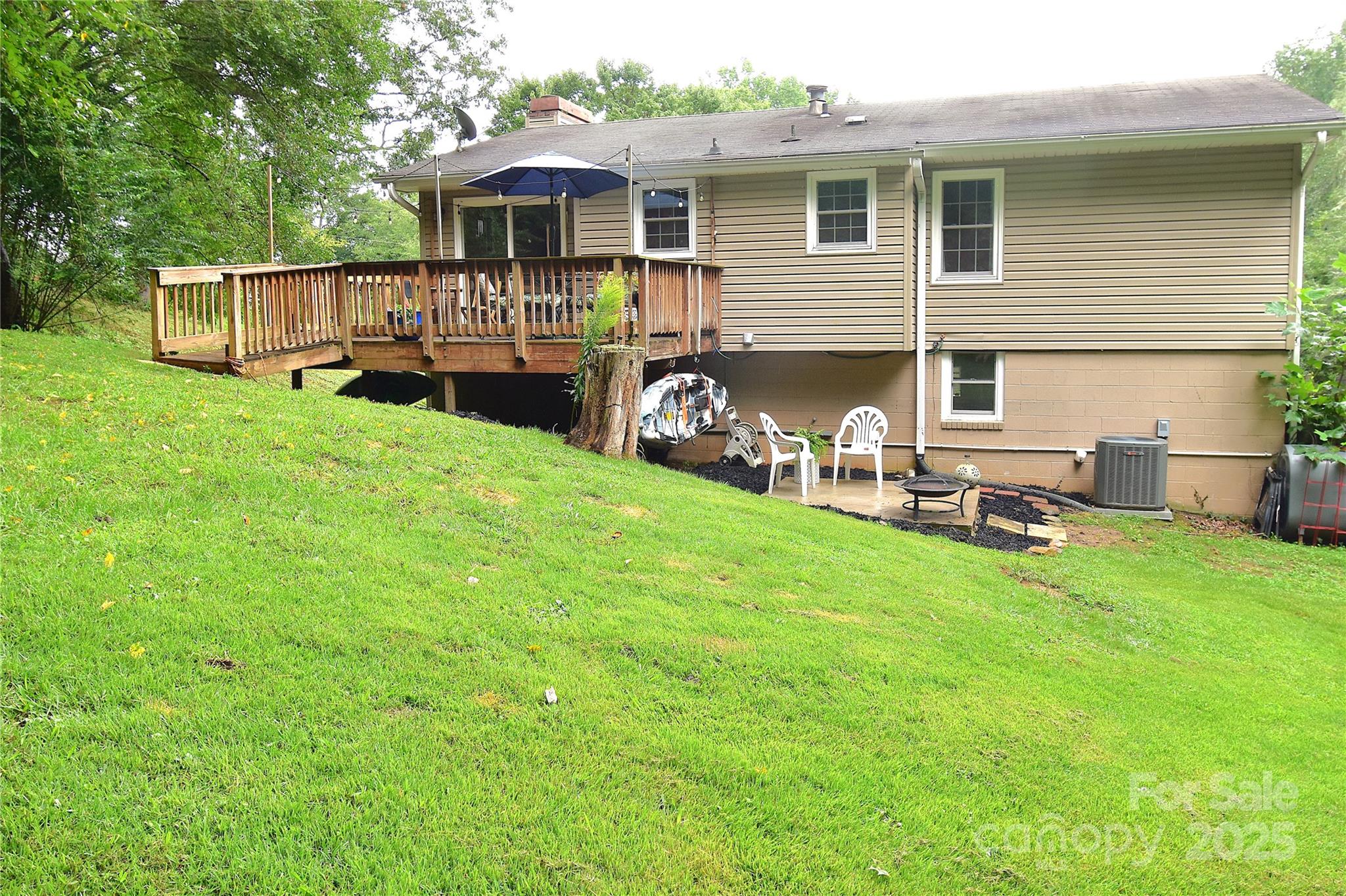 76 Melton Road Candler NC 28715