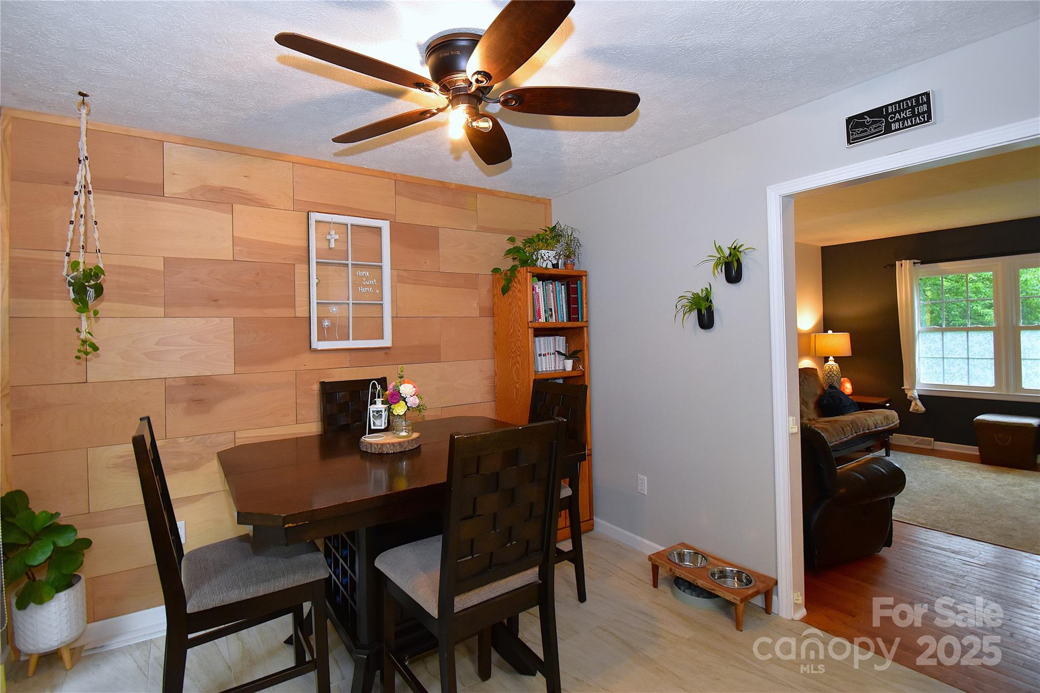 76 Melton Road Candler NC 28715