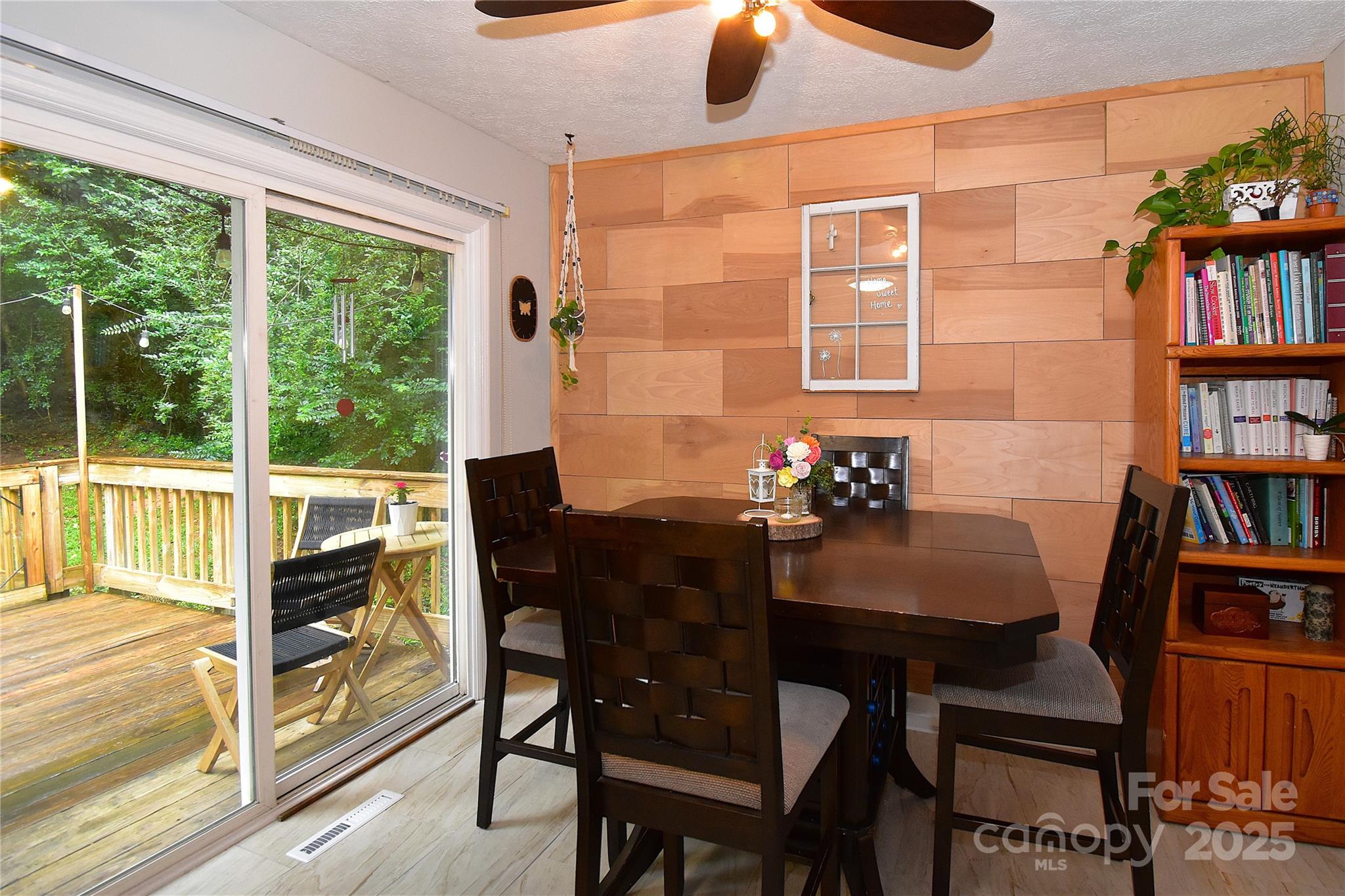 76 Melton Road Candler NC 28715