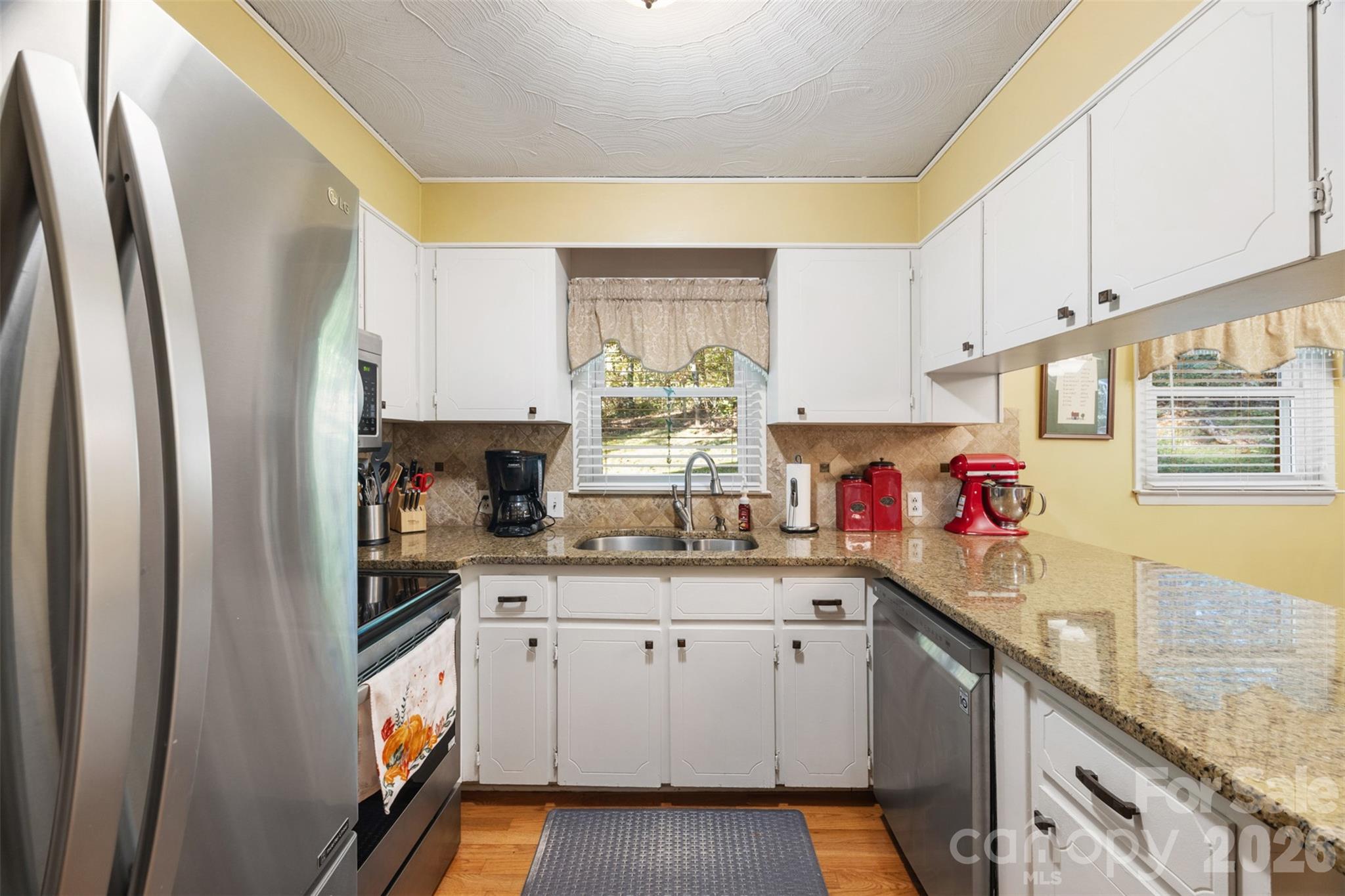 1711 Mccombs Street Newton NC 28658