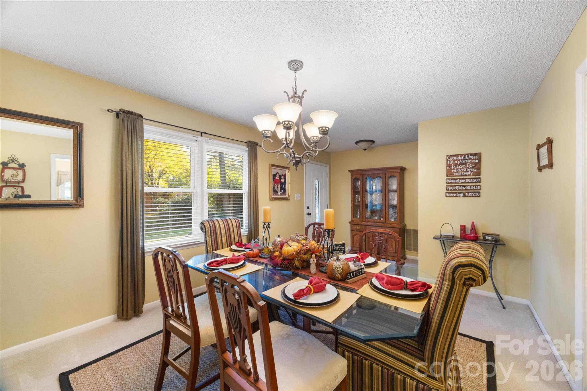 1711 Mccombs Street Newton NC 28658