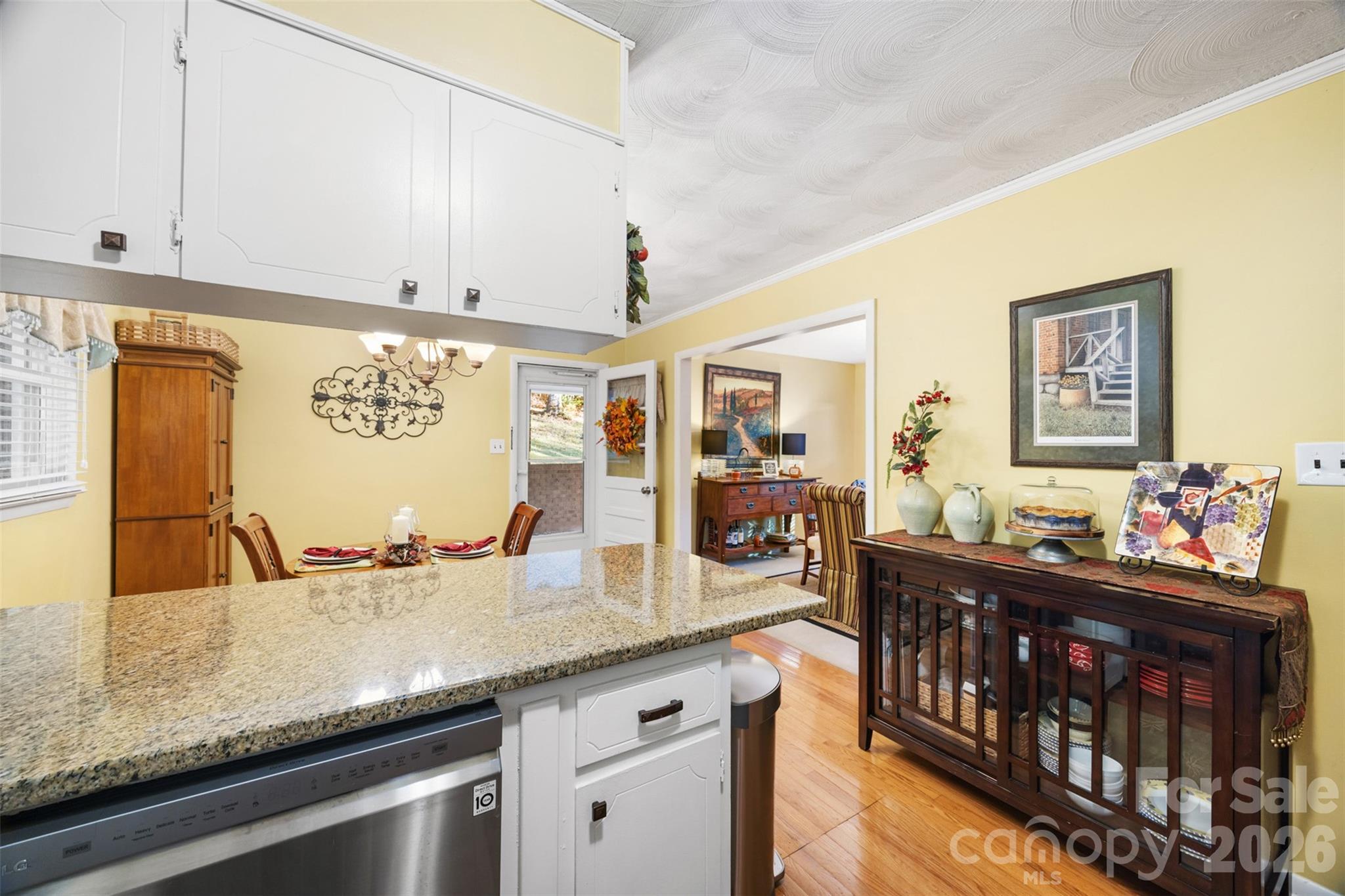 1711 Mccombs Street Newton NC 28658