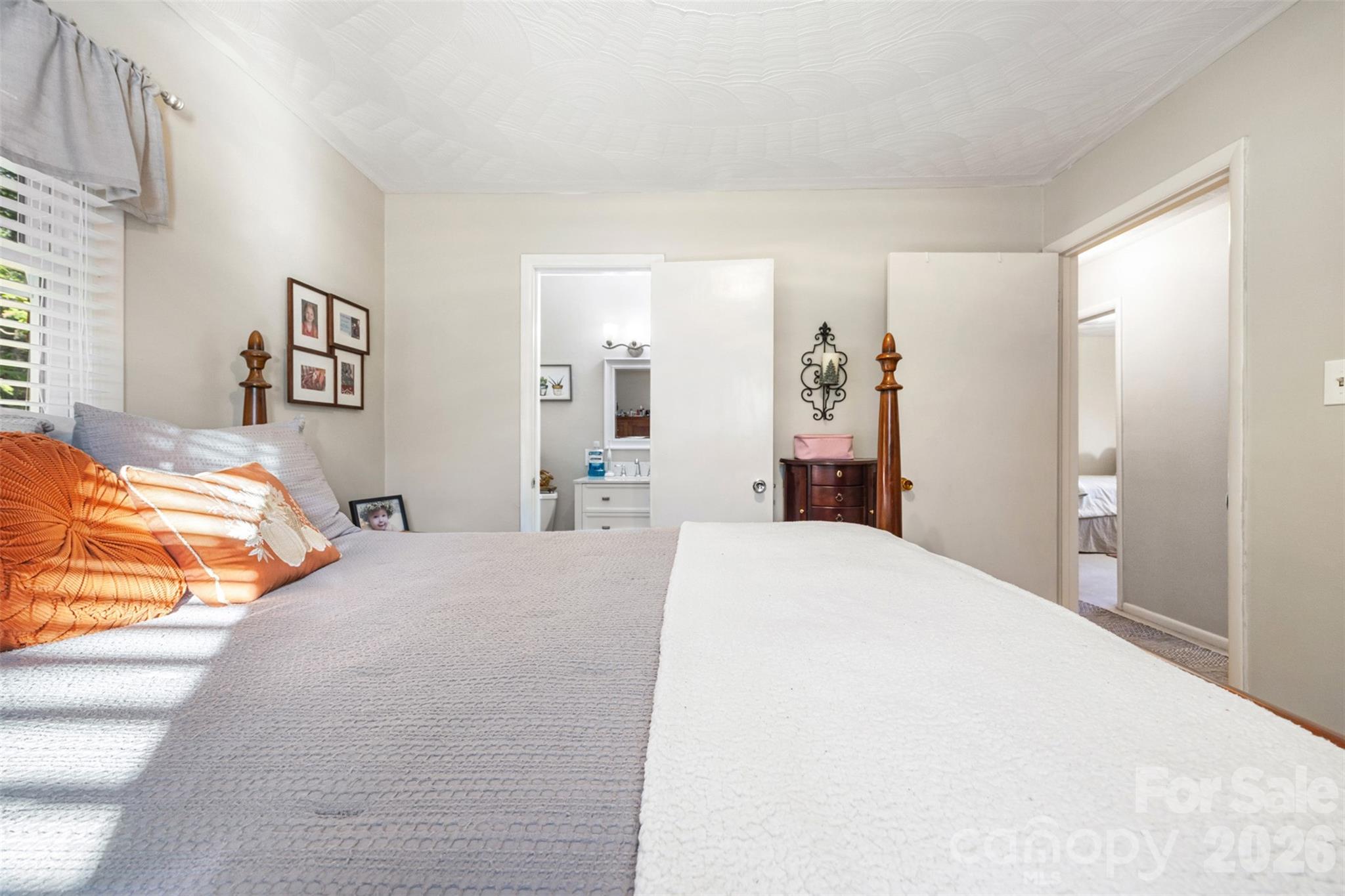 1711 Mccombs Street Newton NC 28658