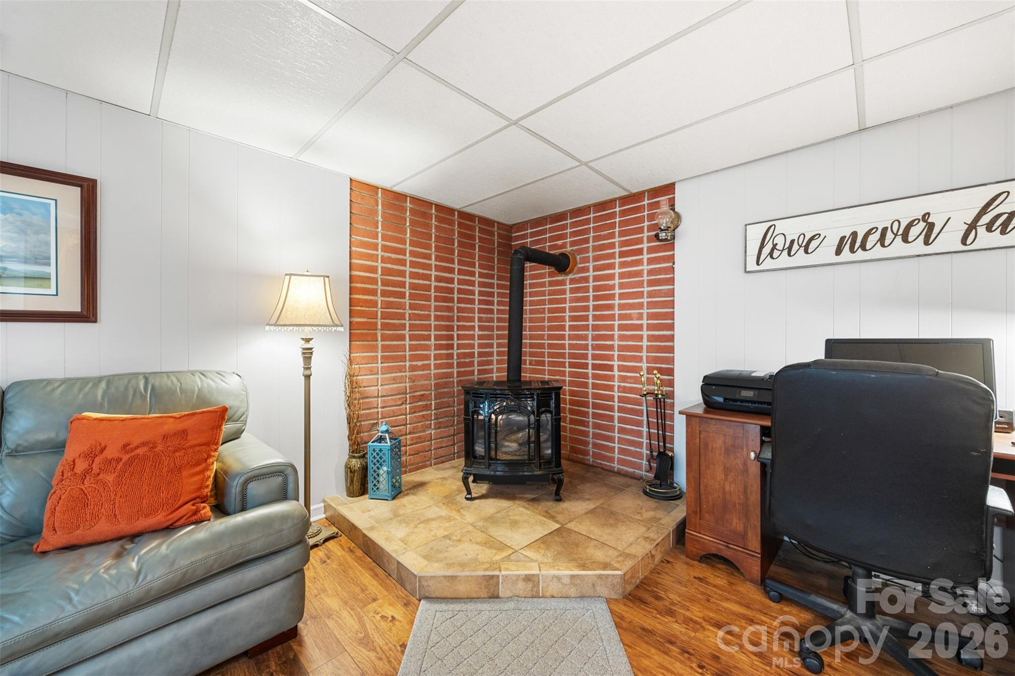 1711 Mccombs Street Newton NC 28658