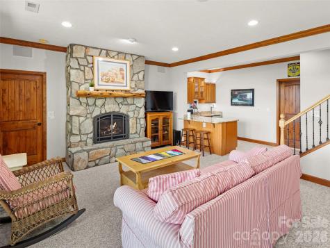 1278 Breckenridge Road Waynesville NC 28785
