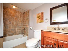 123 Red Oak Road Asheville NC 28804