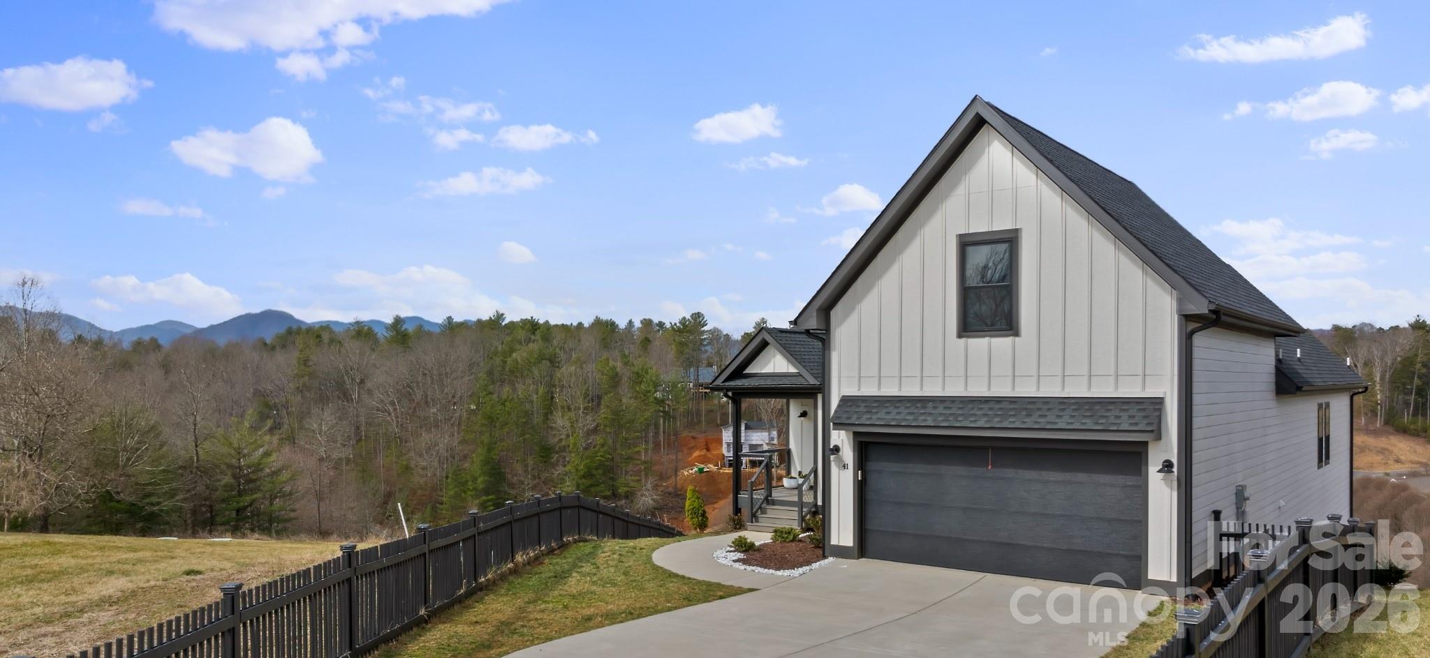 41 Alaskan Drive Leicester NC 28748