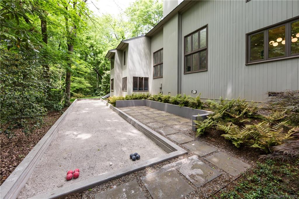 1220 Scotland Avenue Charlotte NC 28207