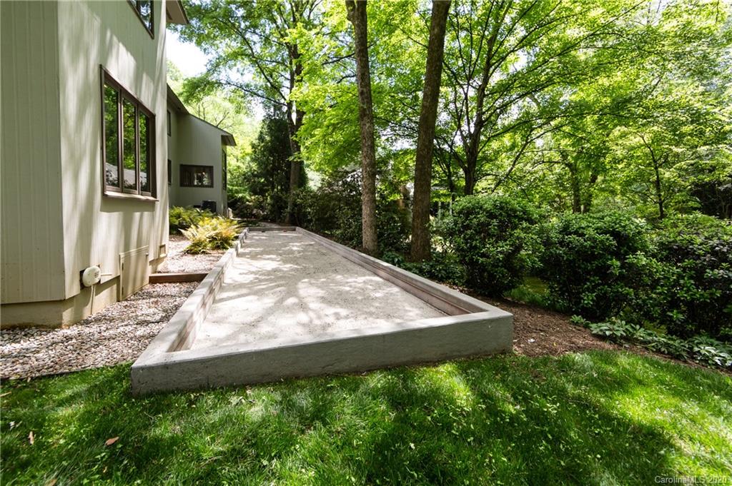 1220 Scotland Avenue Charlotte NC 28207