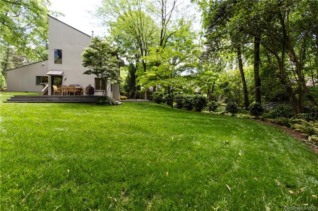 1220 Scotland Avenue Charlotte NC 28207