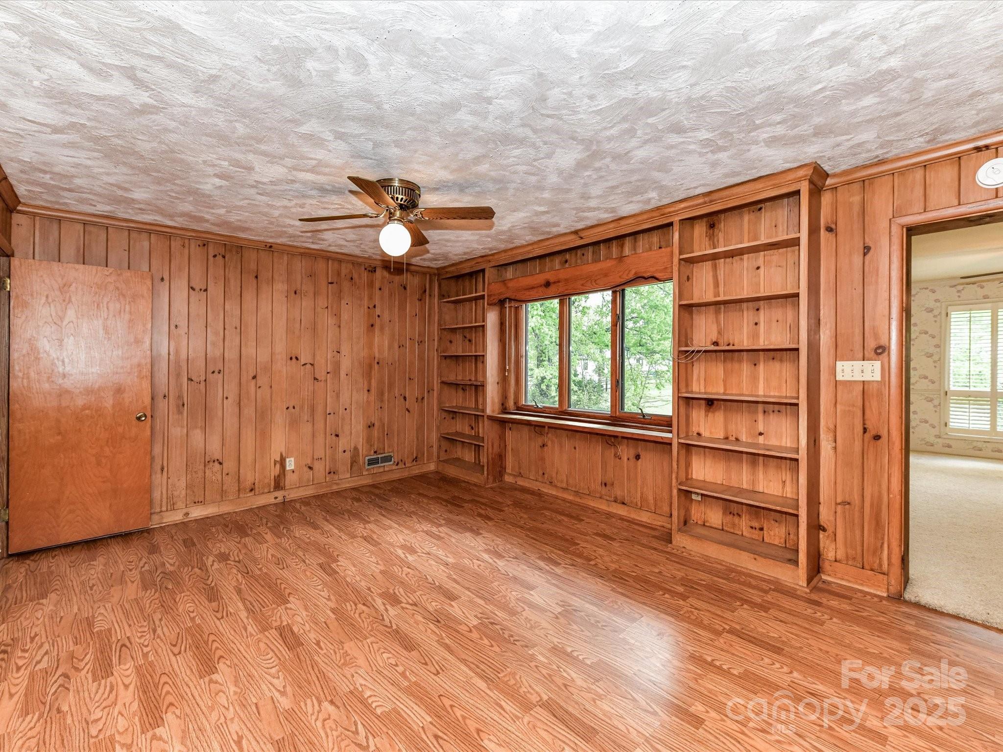 225 Enwood Drive Charlotte NC 28214