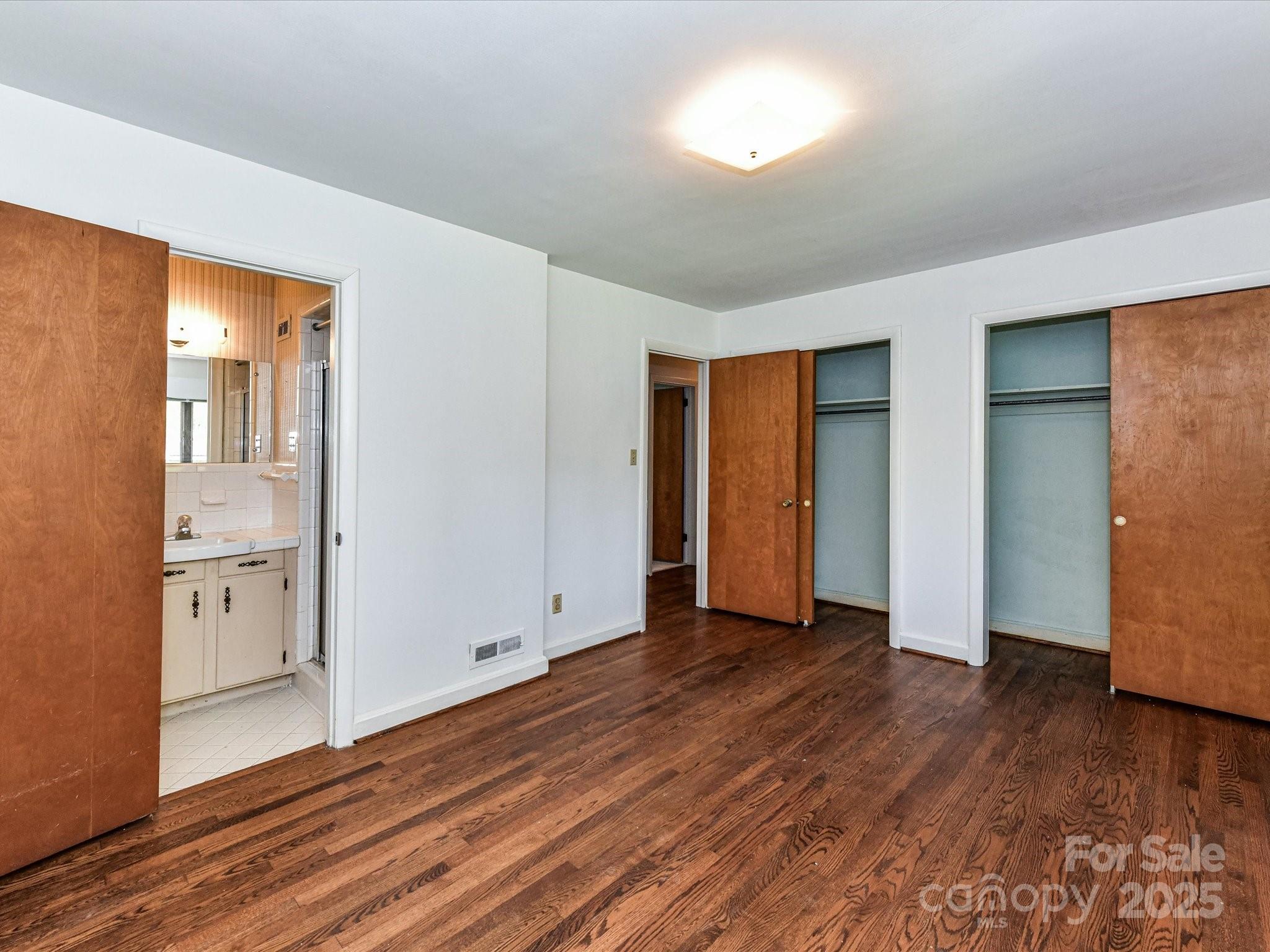 225 Enwood Drive Charlotte NC 28214