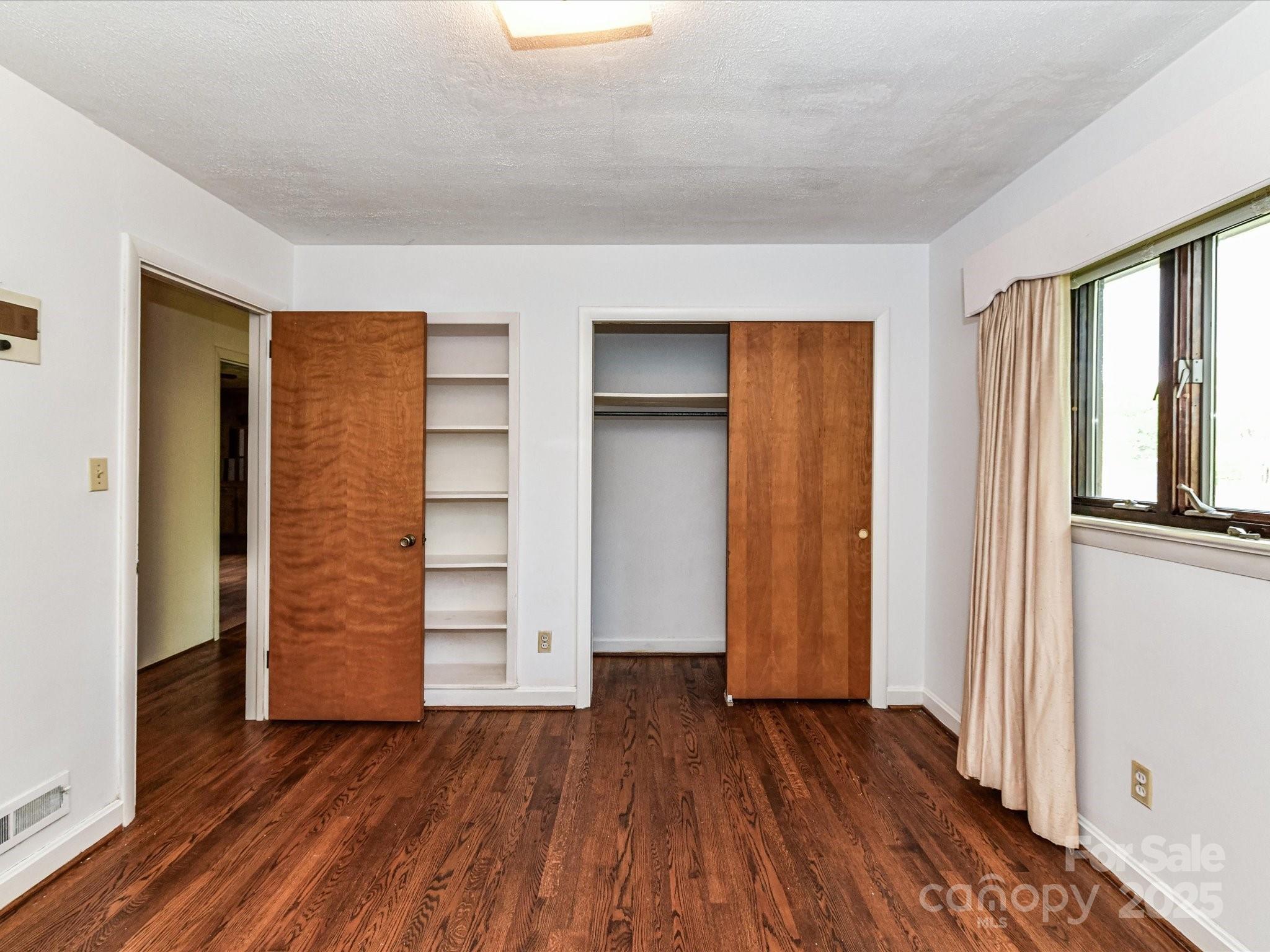 225 Enwood Drive Charlotte NC 28214