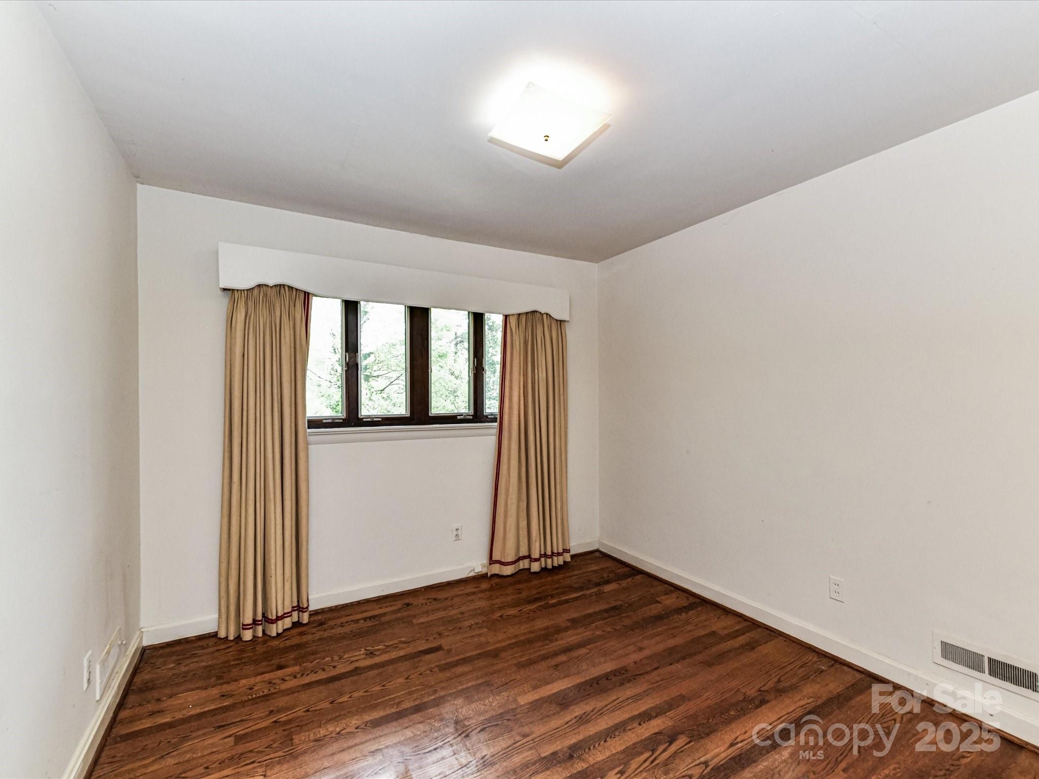 225 Enwood Drive Charlotte NC 28214