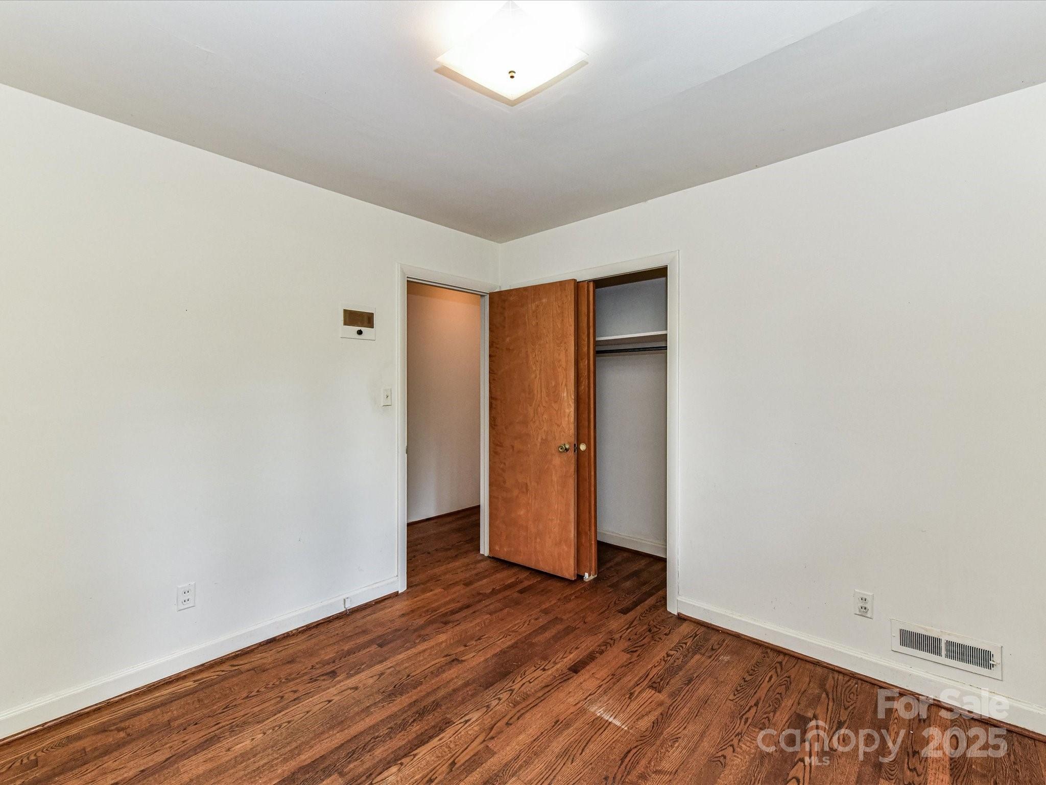 225 Enwood Drive Charlotte NC 28214