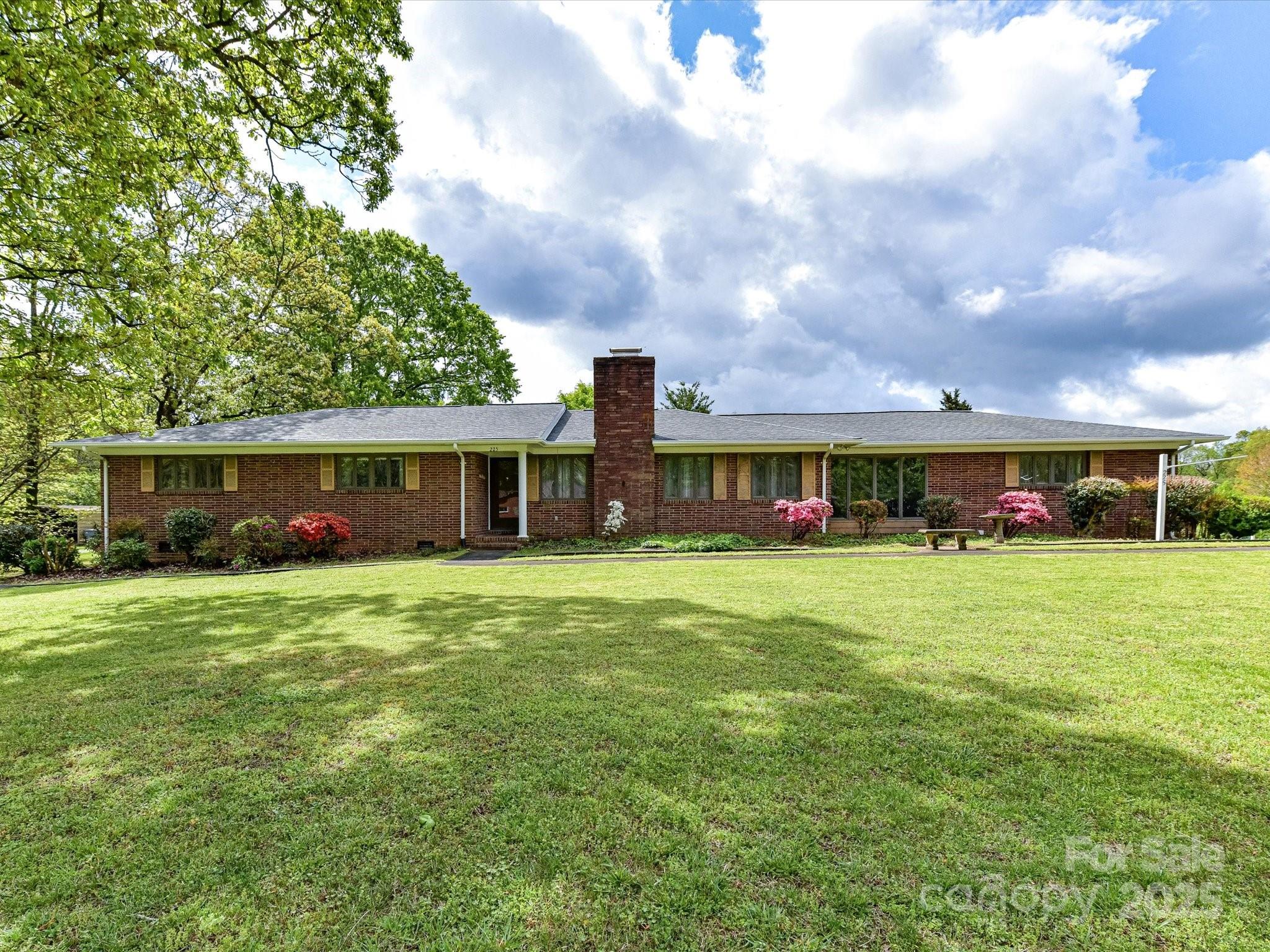 225 Enwood Drive Charlotte NC 28214