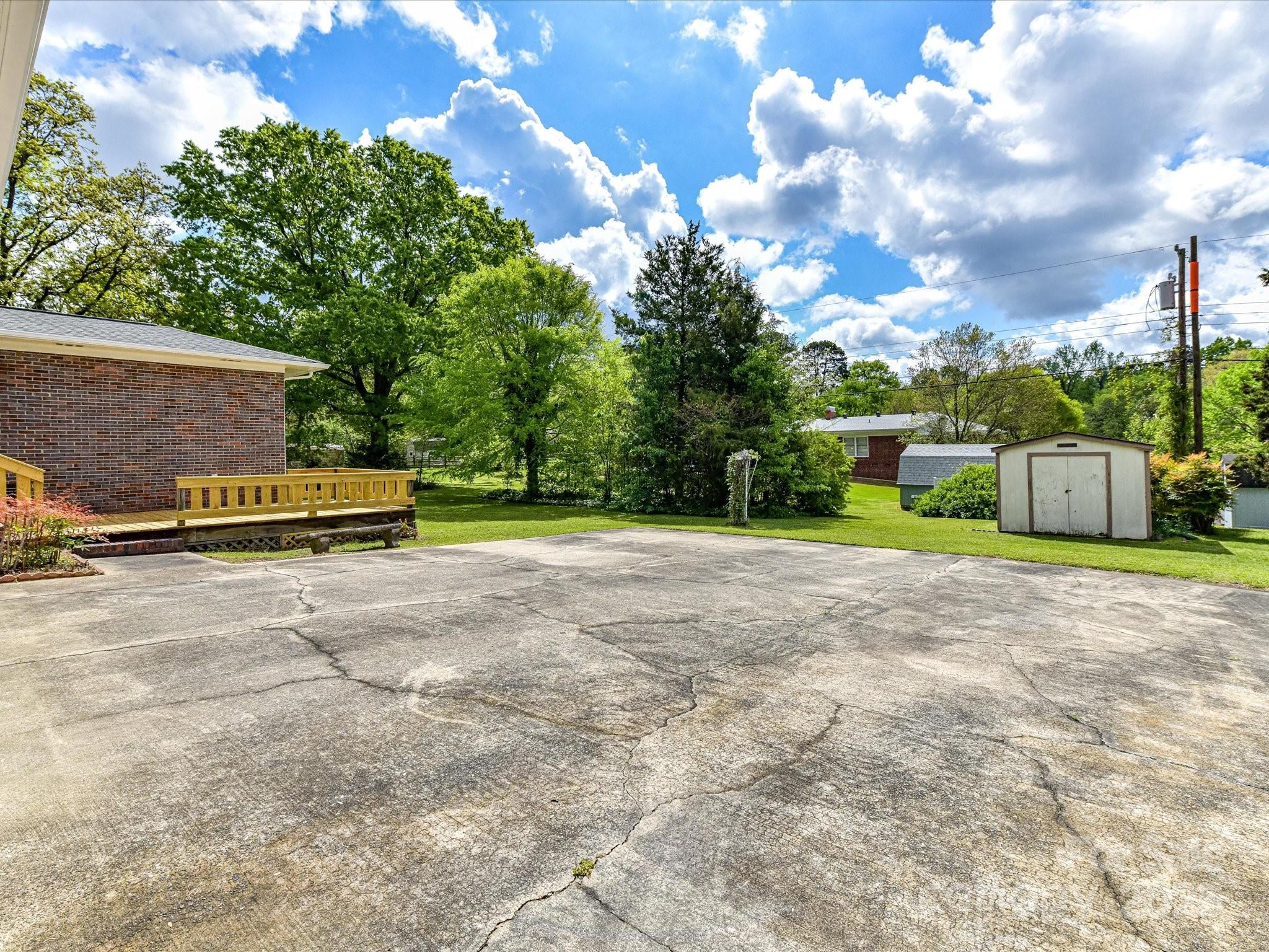 225 Enwood Drive Charlotte NC 28214