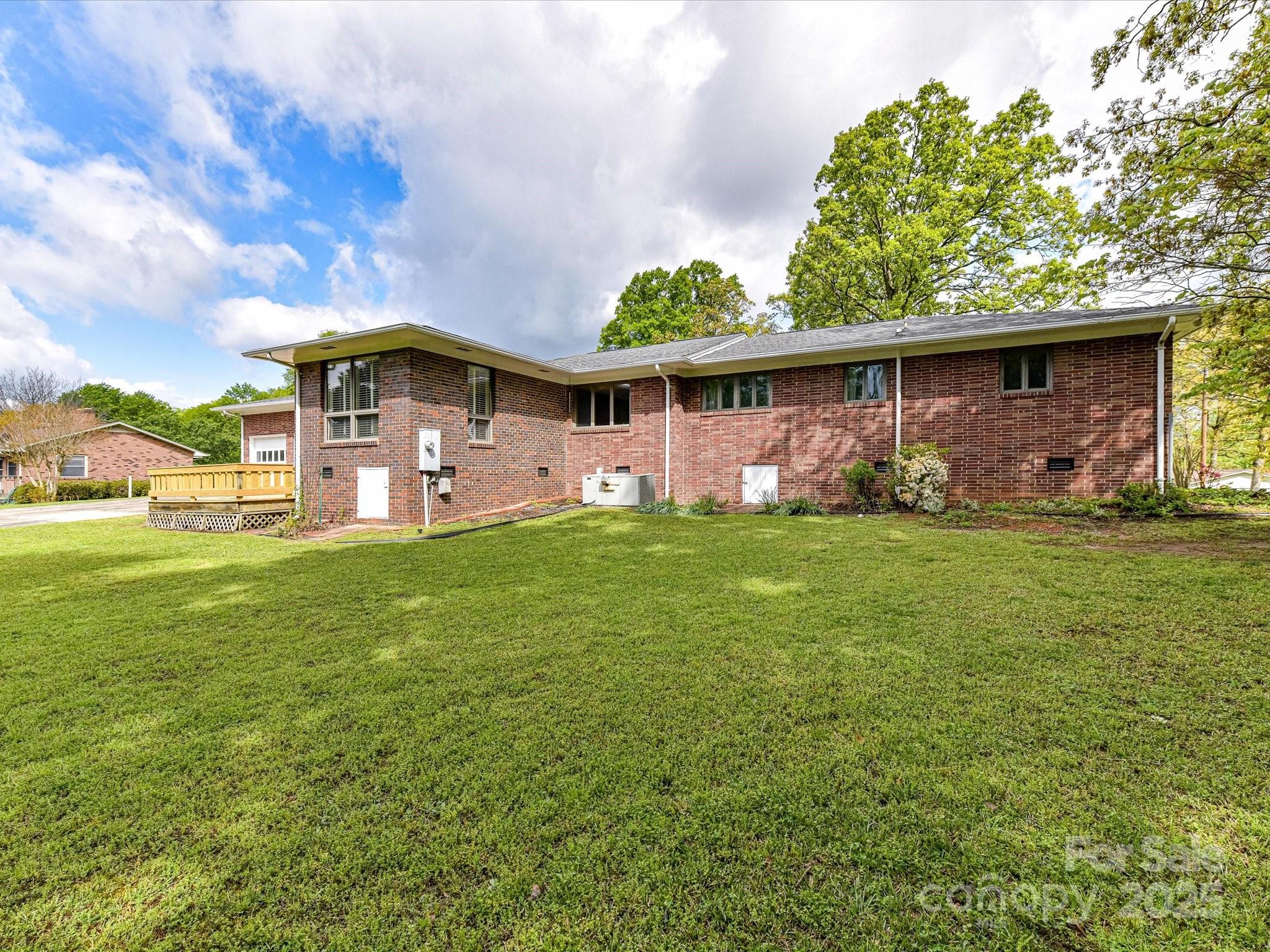225 Enwood Drive Charlotte NC 28214