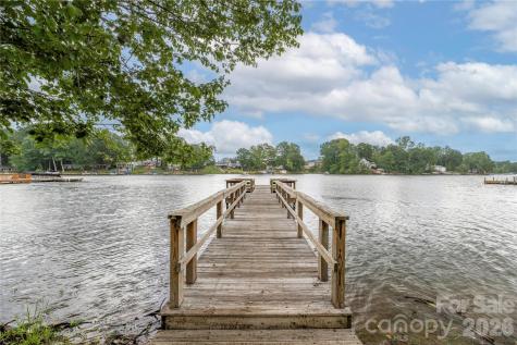 449 Island View Drive Lexington NC 27292