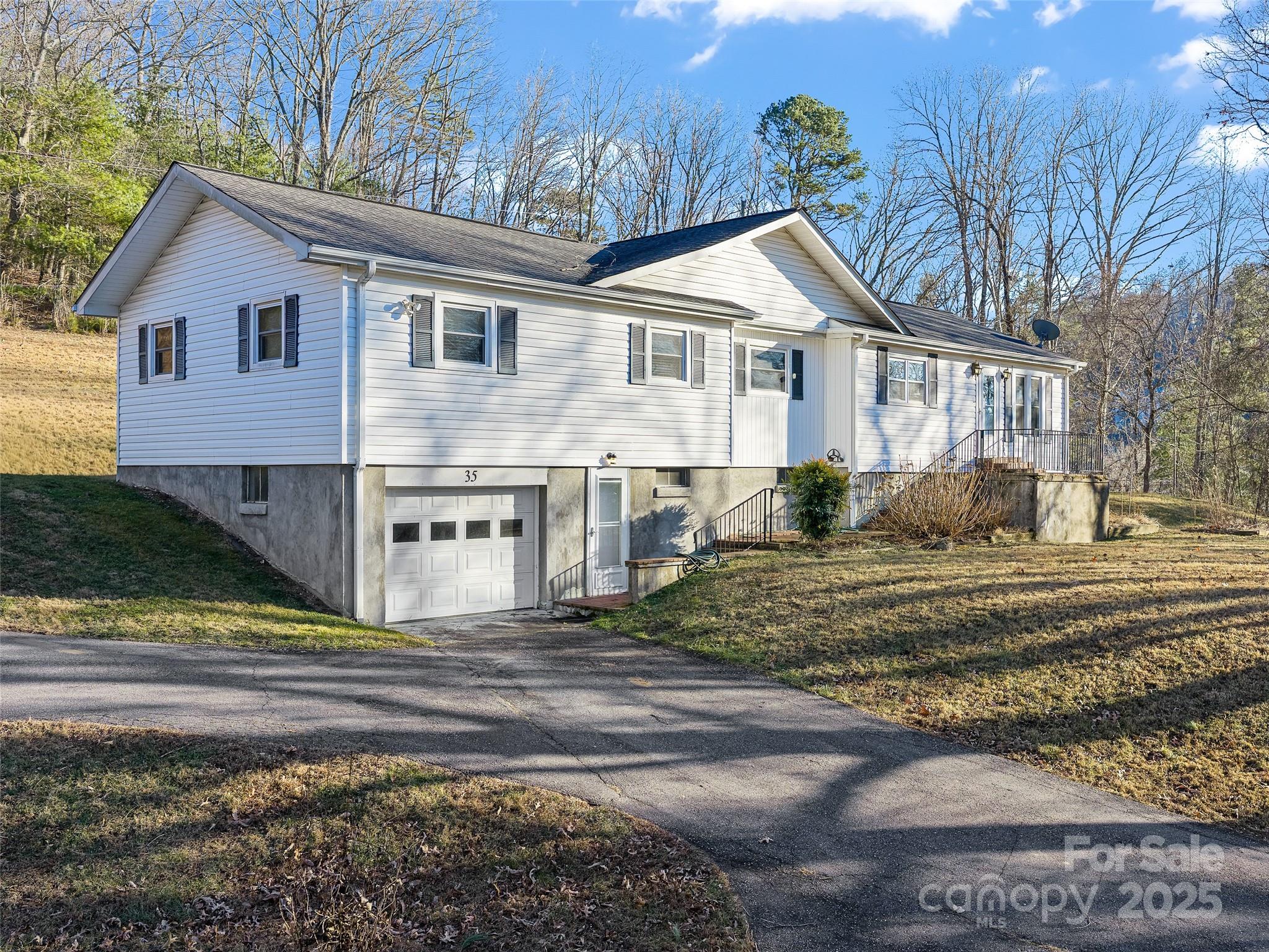 35 Smith Ridge Drive Asheville NC 28803