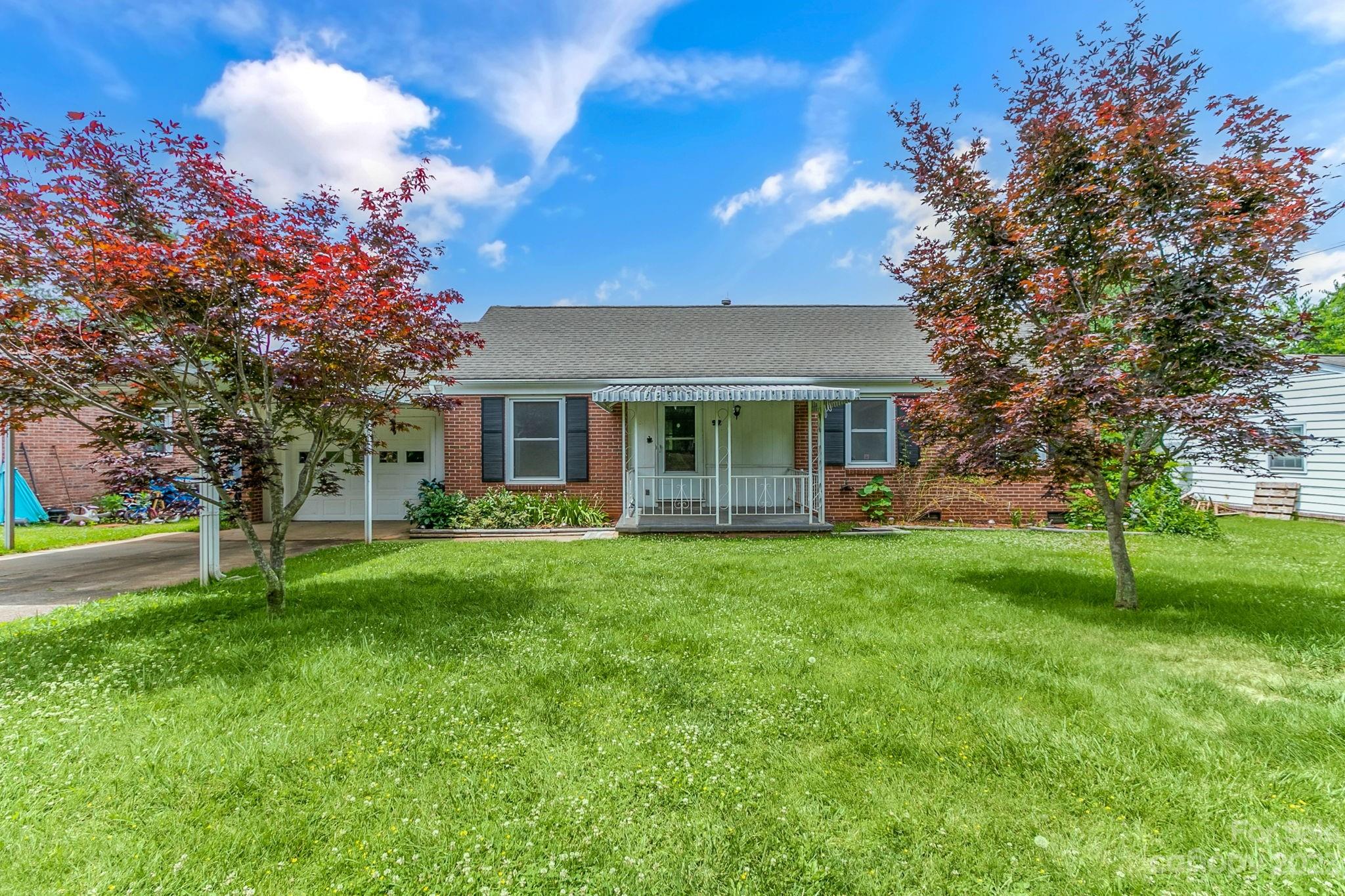 92 Skyview Terrace Asheville NC 28806