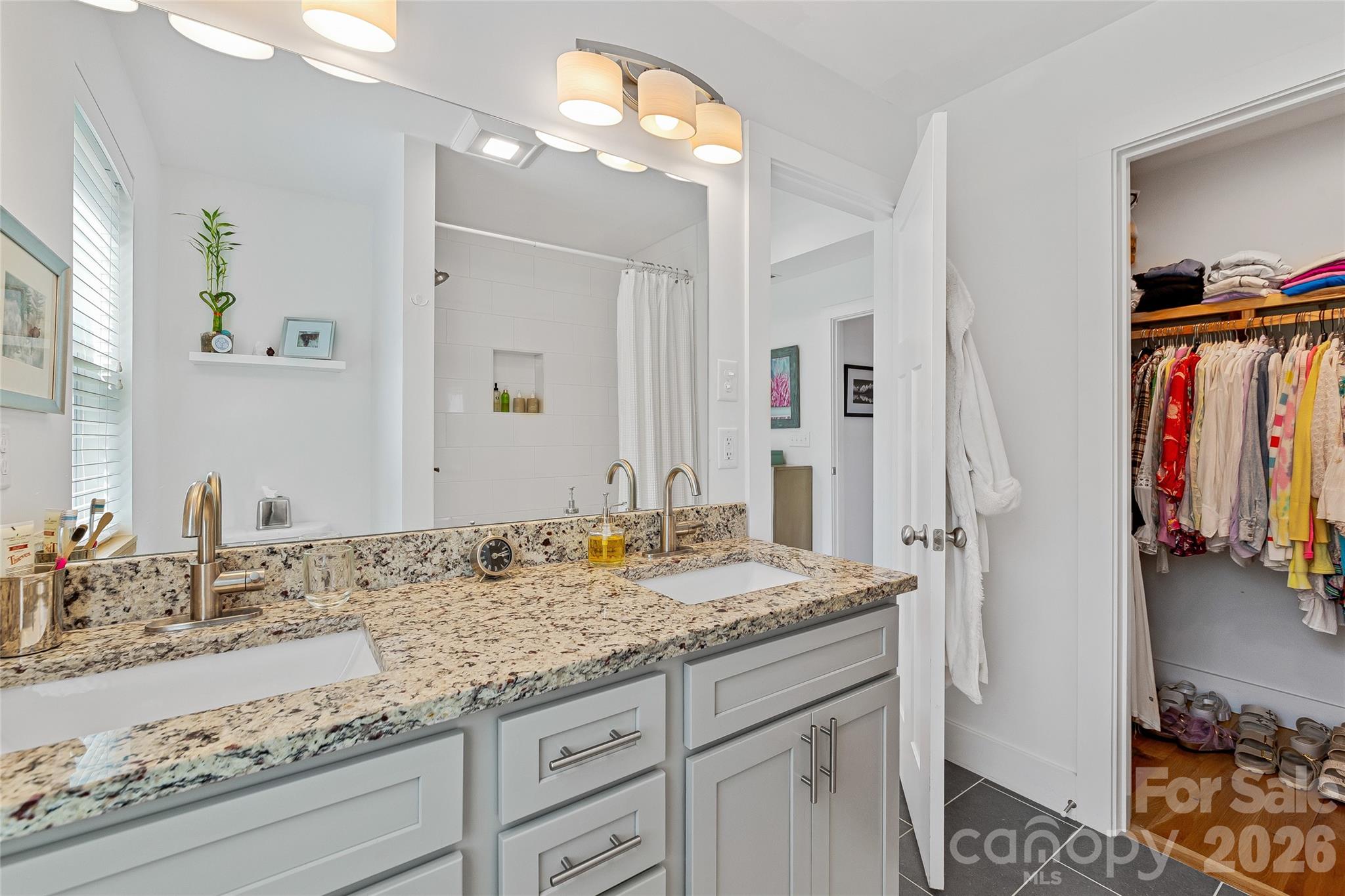 14 Davenport Road Asheville NC 28806