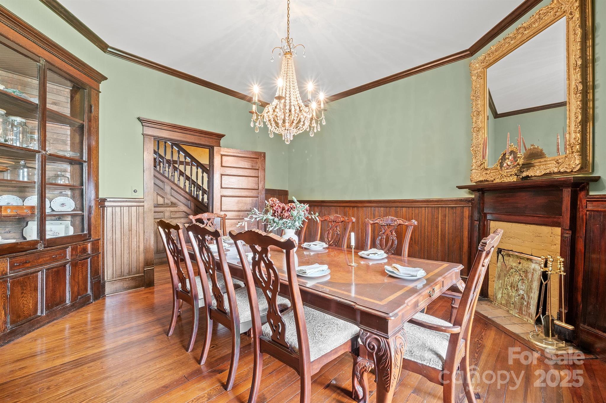 506 N Main Street NW Lenoir NC 28645