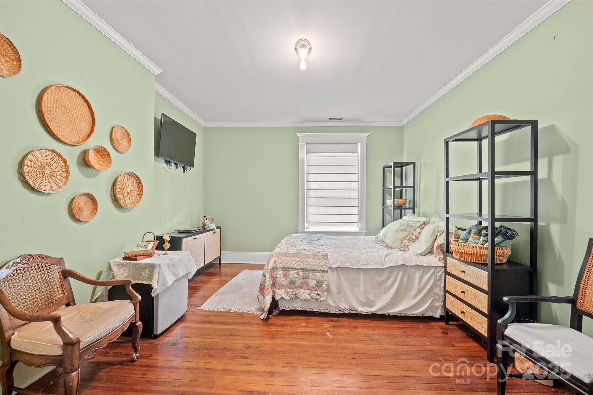 506 N Main Street NW Lenoir NC 28645