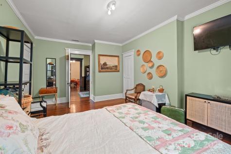 506 N Main Street NW Lenoir NC 28645