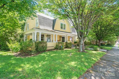 506 N Main Street NW Lenoir NC 28645
