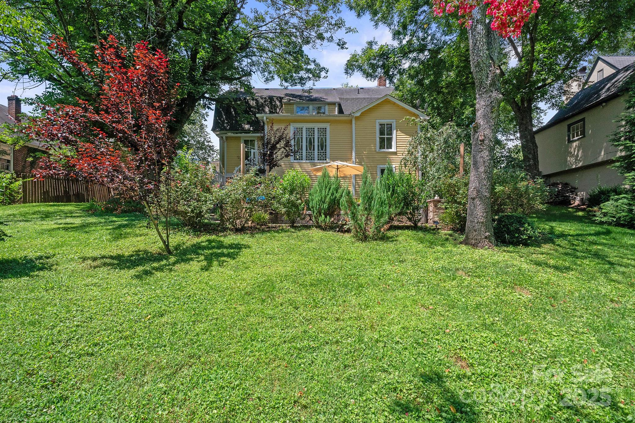 506 N Main Street NW Lenoir NC 28645