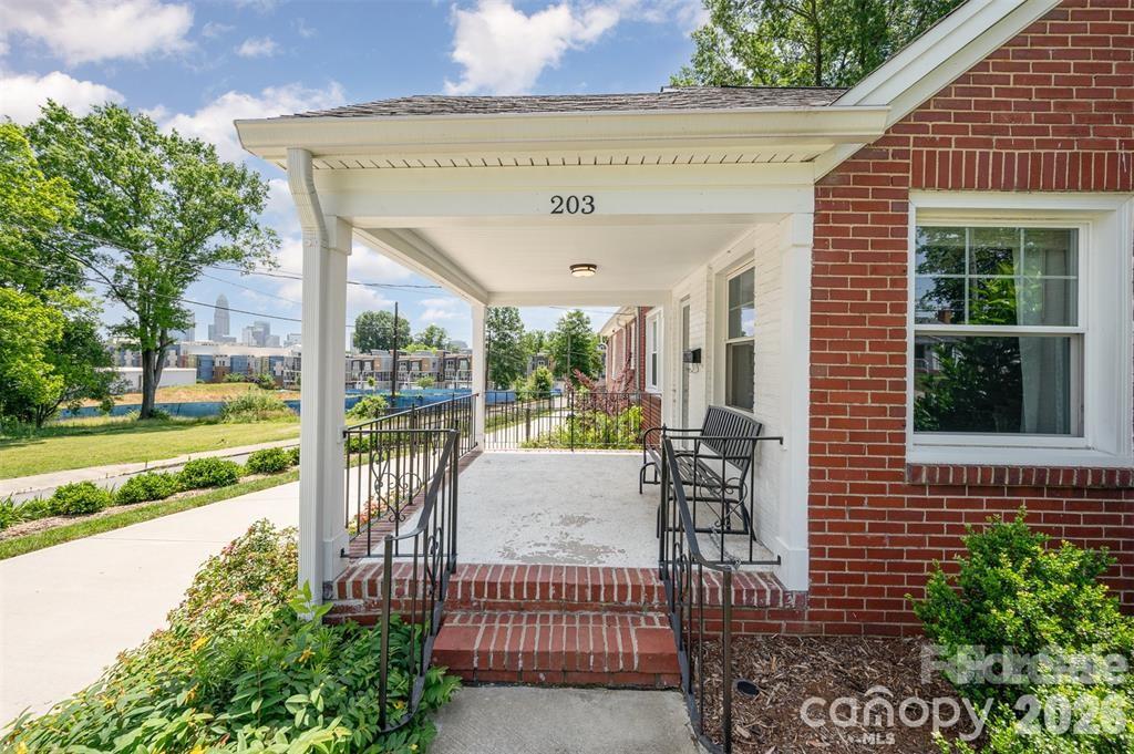 203 State Street Charlotte NC 28208