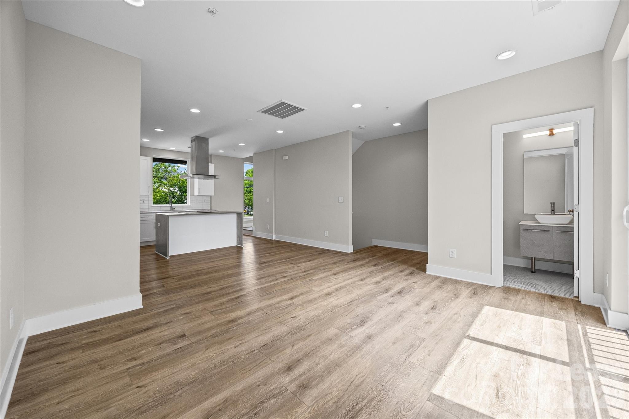 840 E 18th Street Charlotte NC 28205