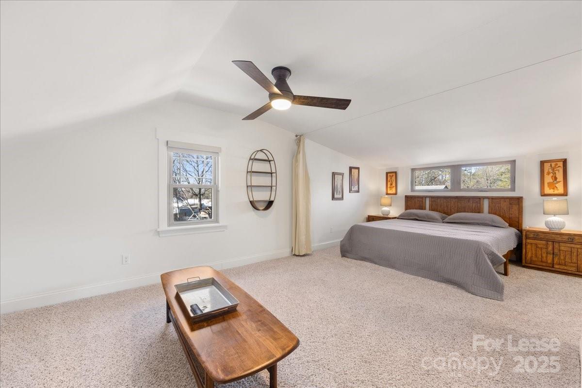 5712 Oak Drive Charlotte NC 28216