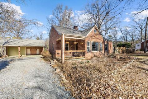 5712 Oak Drive Charlotte NC 28216