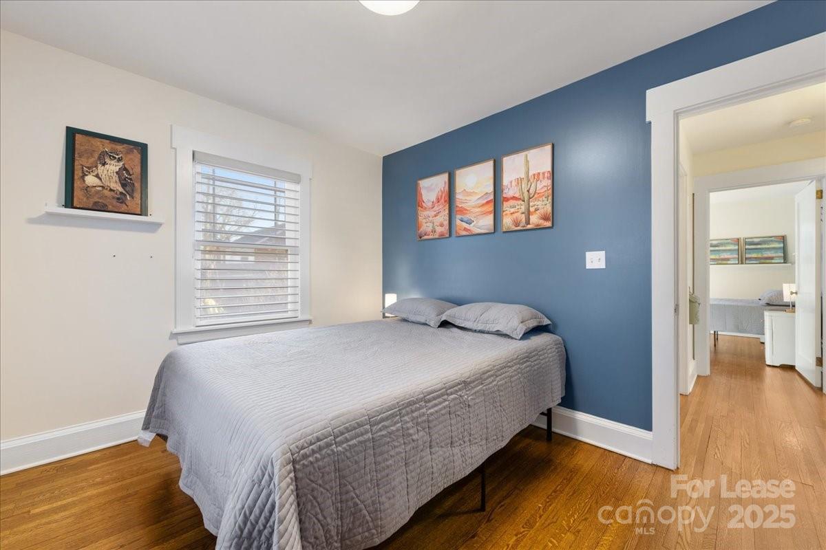 5712 Oak Drive Charlotte NC 28216